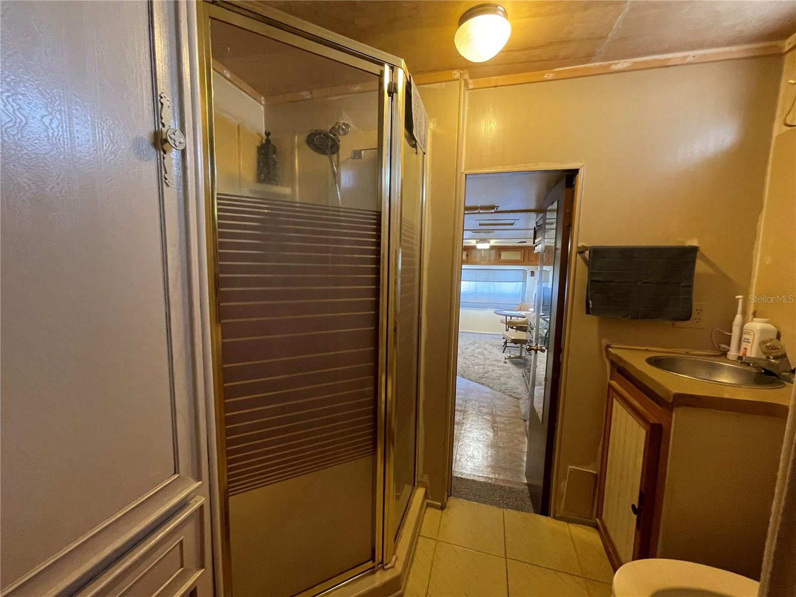 A4675213 Property Photo