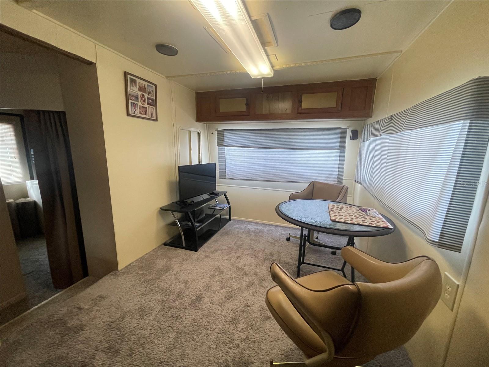 A4675213 Property Photo