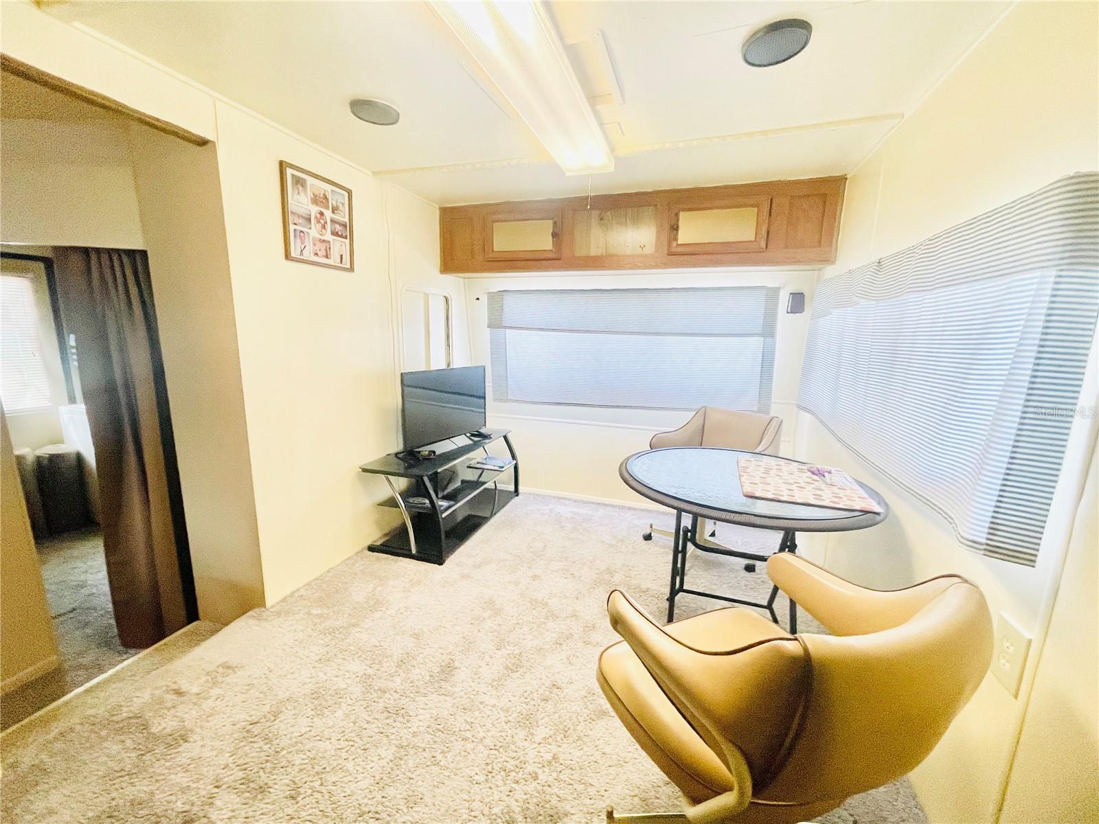 A4675213 Property Photo