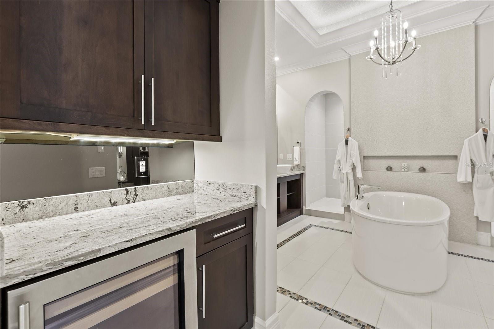 O6367299 Property Photo