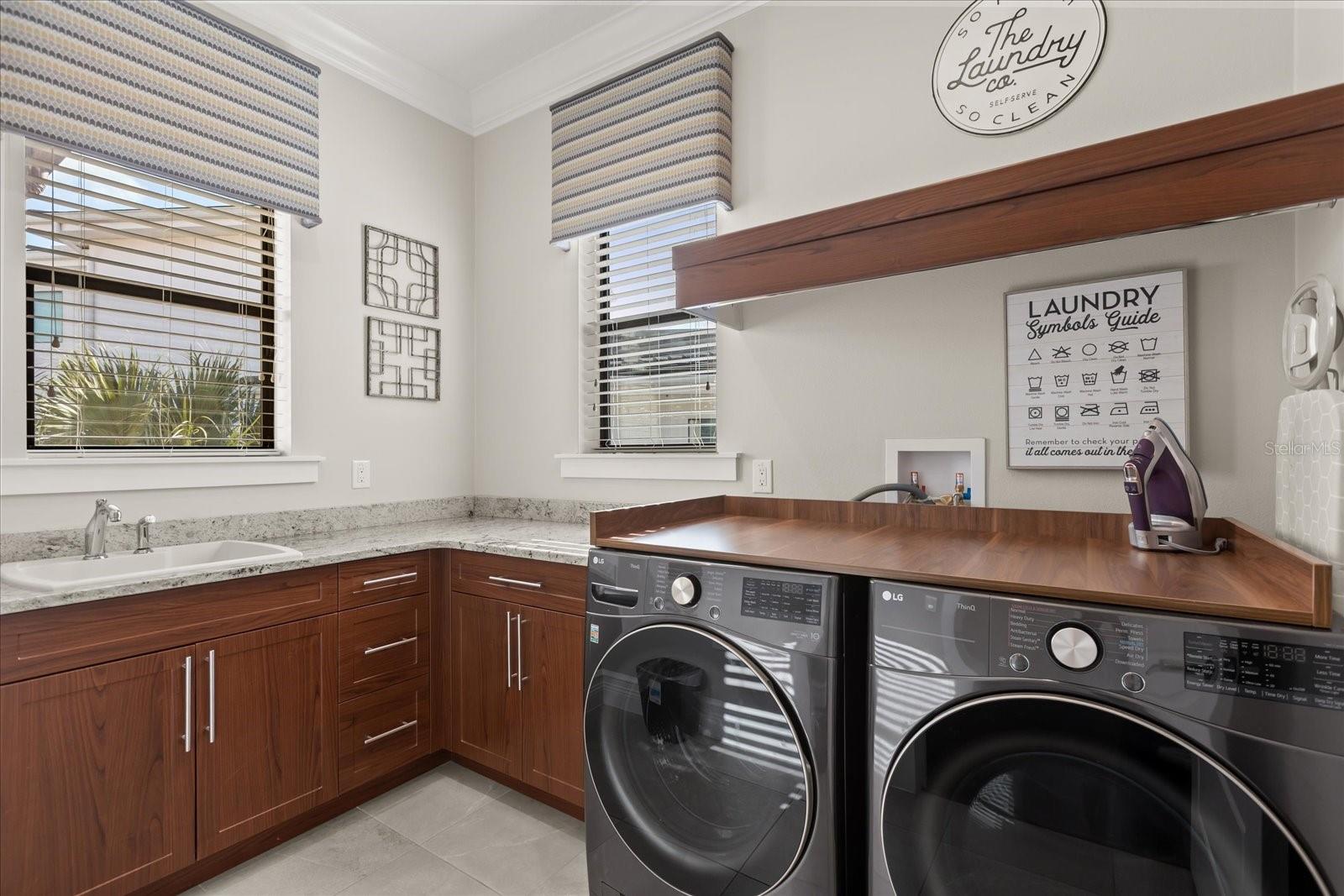 O6367299 Property Photo