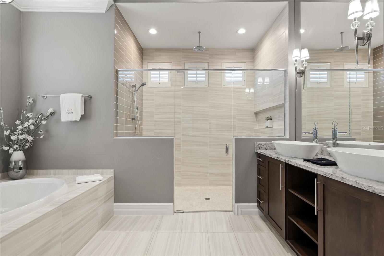 O6367299 Property Photo