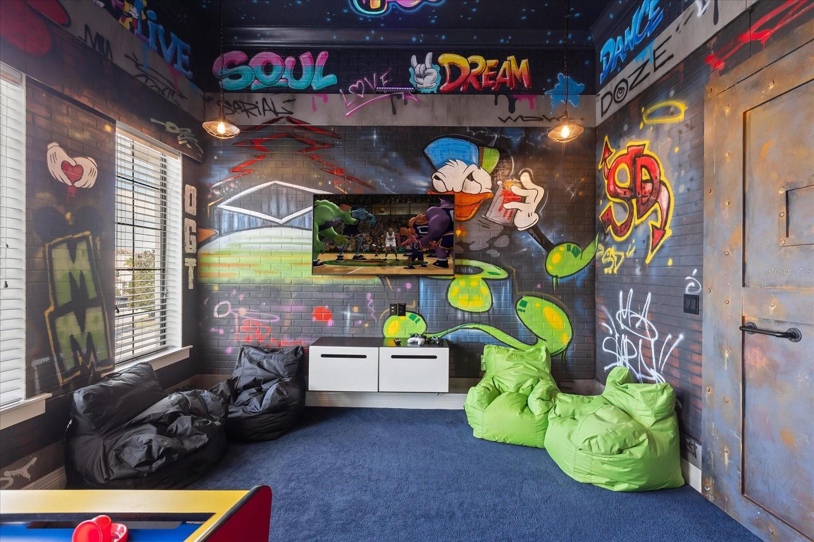 O6367299 Property Photo