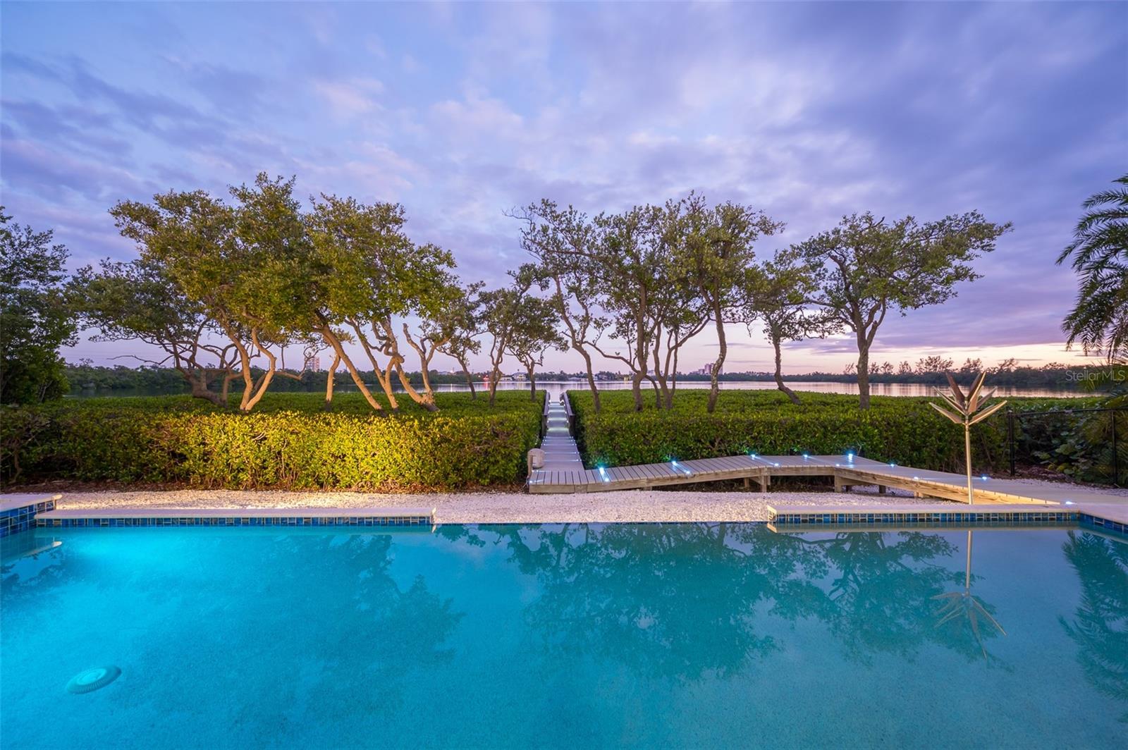 A4675254 Property Photo