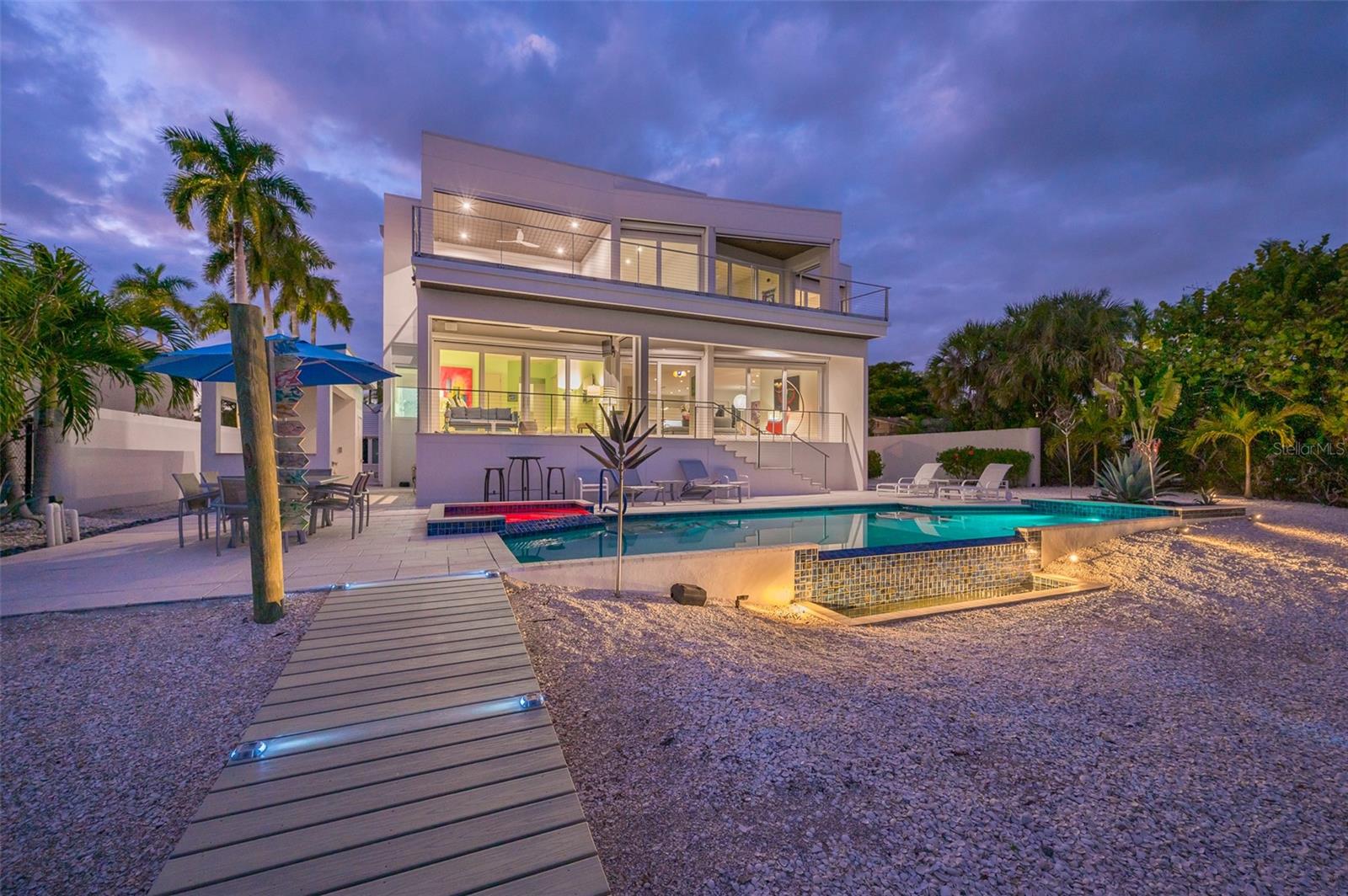 A4675254 Property Photo