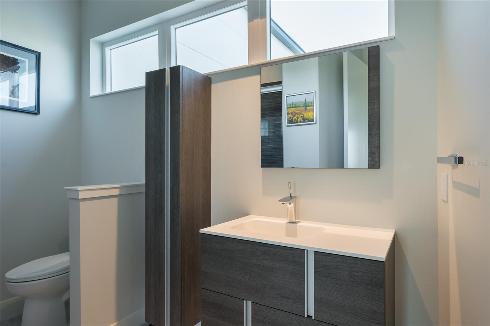 A4675254 Property Photo