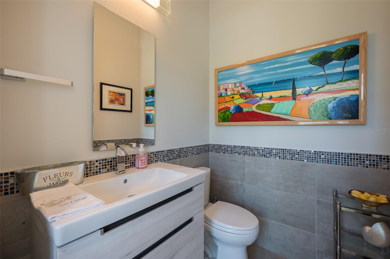 A4675254 Property Photo