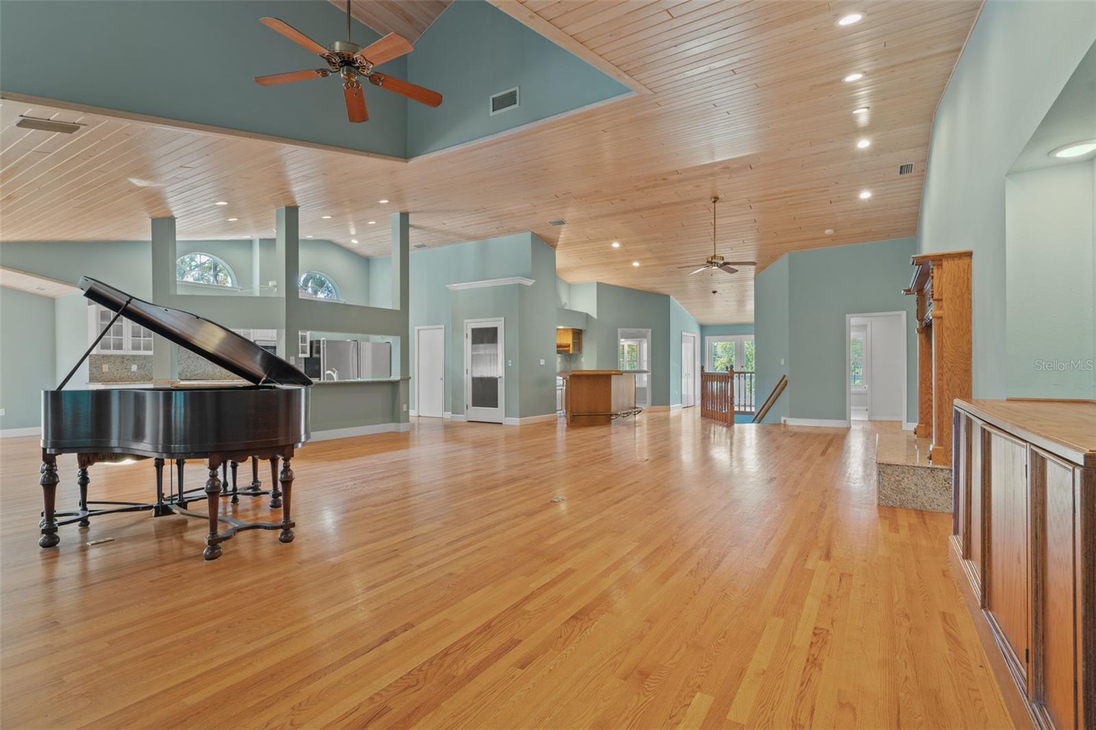 OM715071 Property Photo