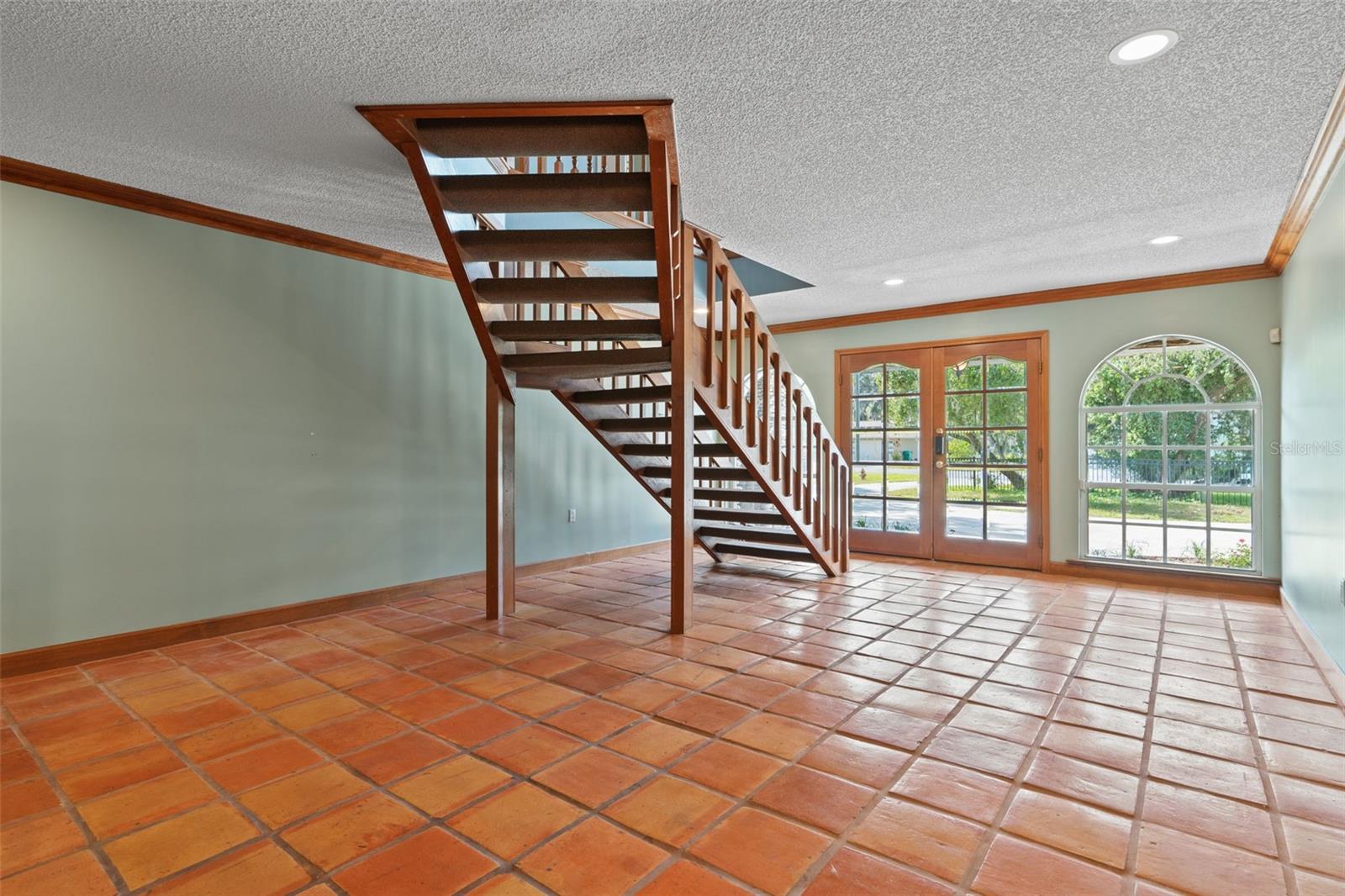 OM715071 Property Photo