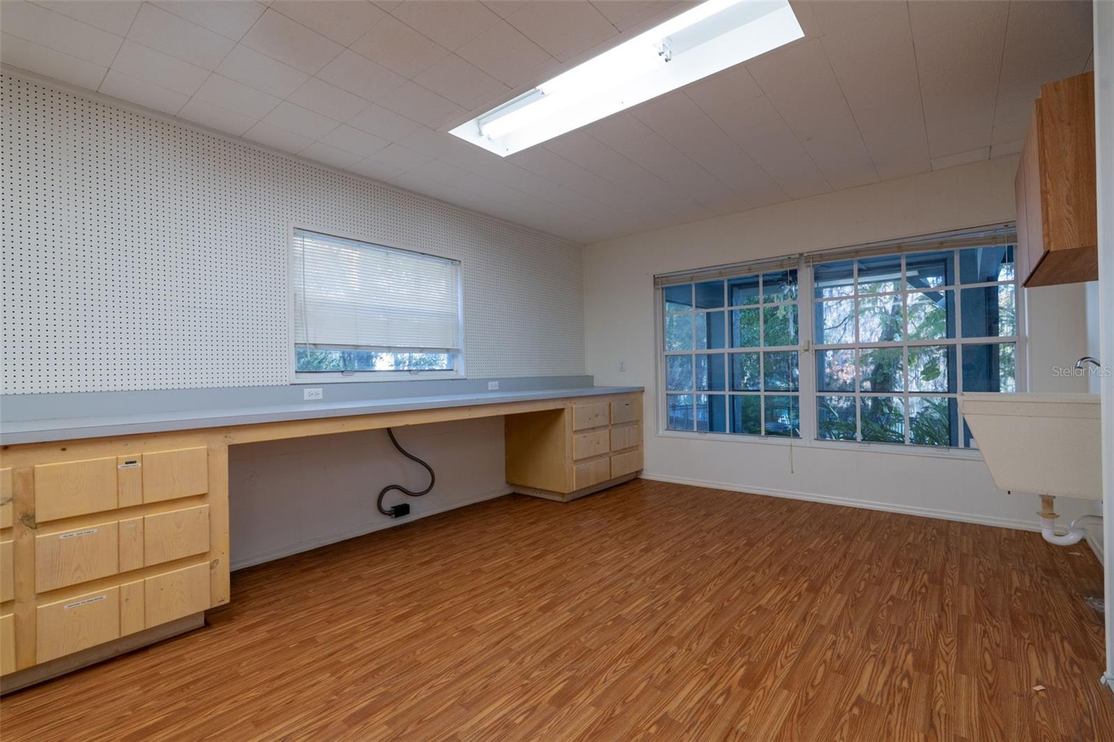 OM715071 Property Photo