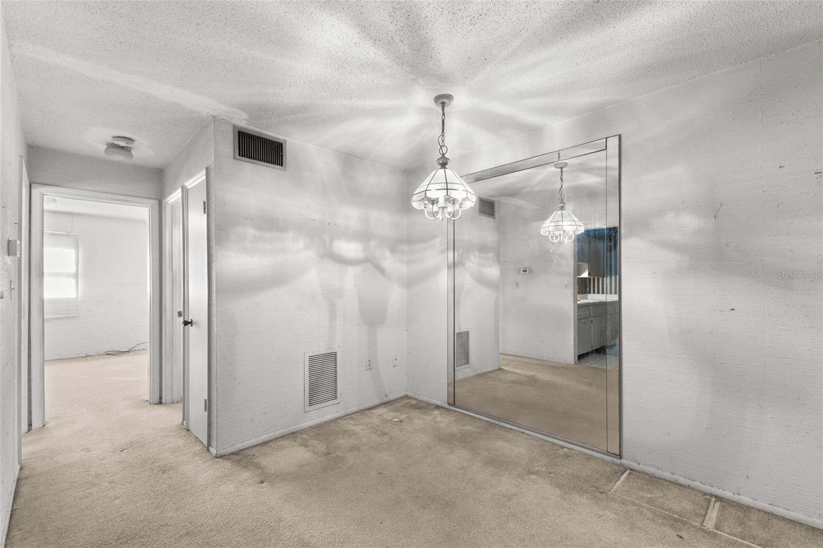 TB8456438 Property Photo