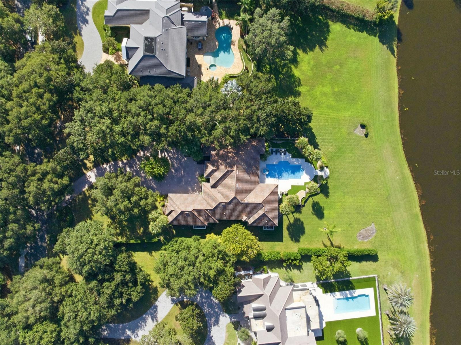 O6367350 Property Photo