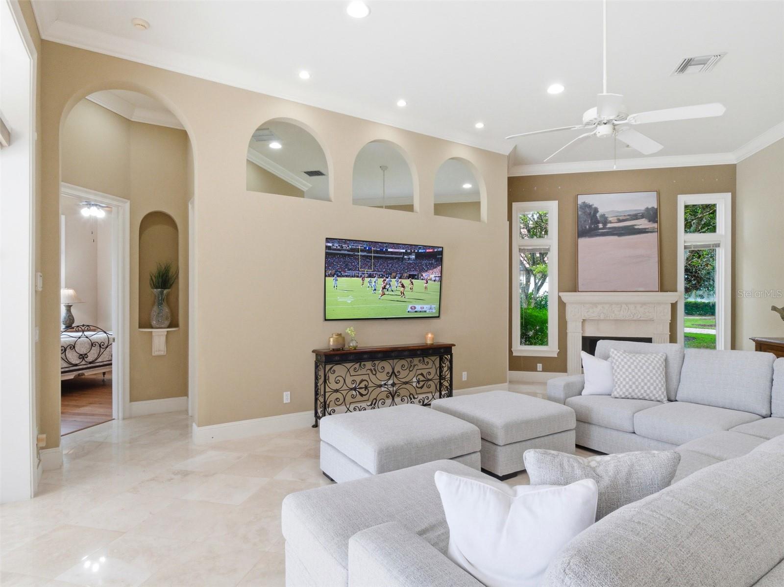 O6367350 Property Photo