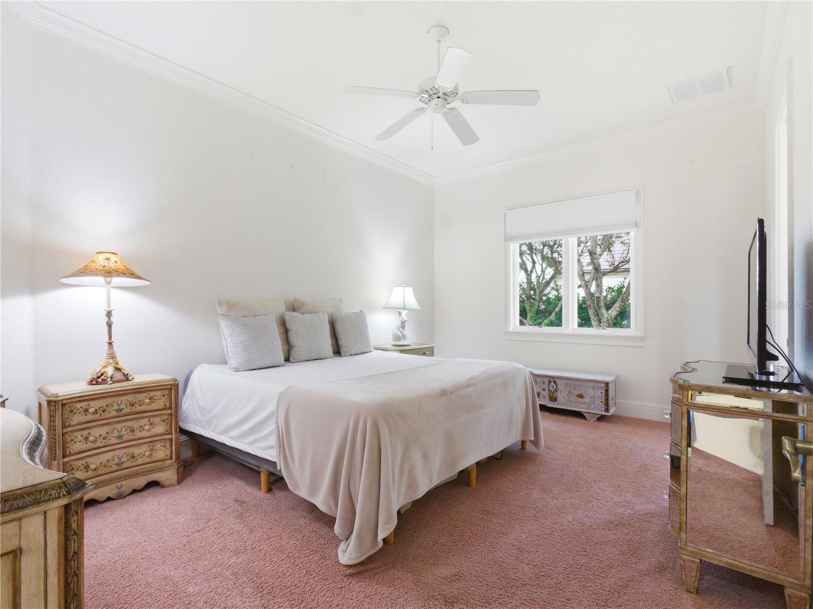 O6367350 Property Photo