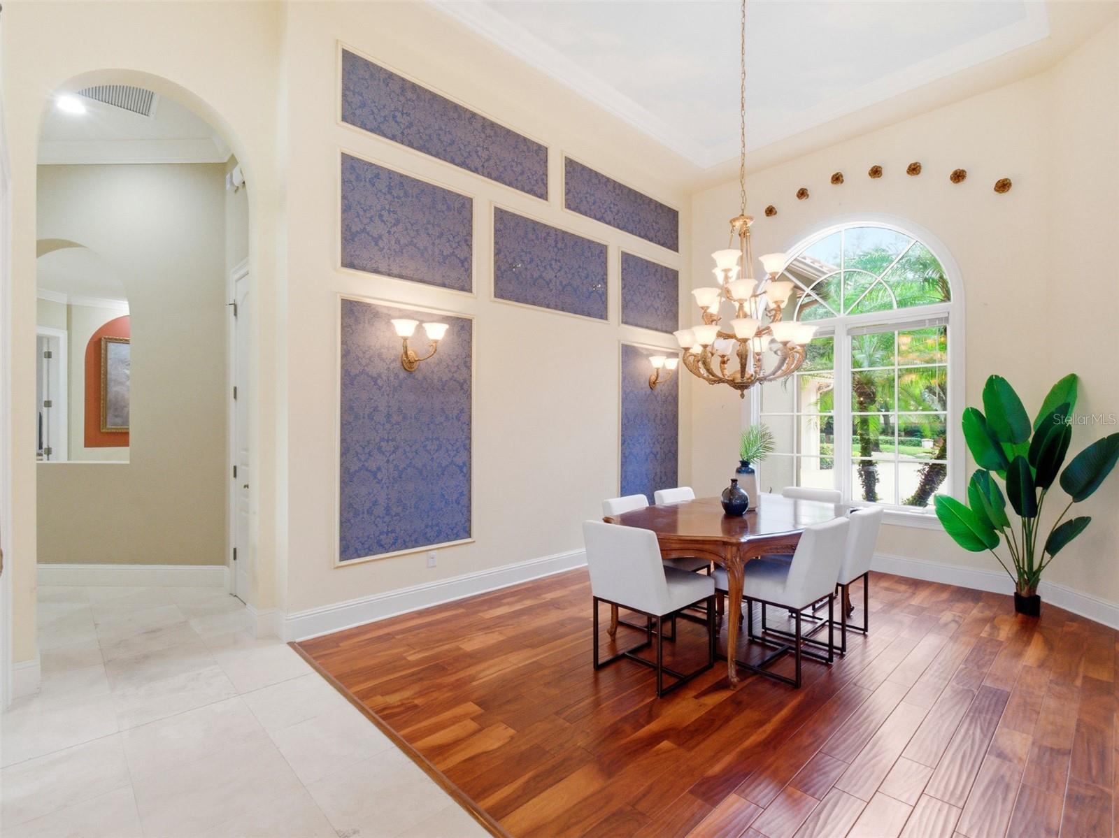 O6367350 Property Photo