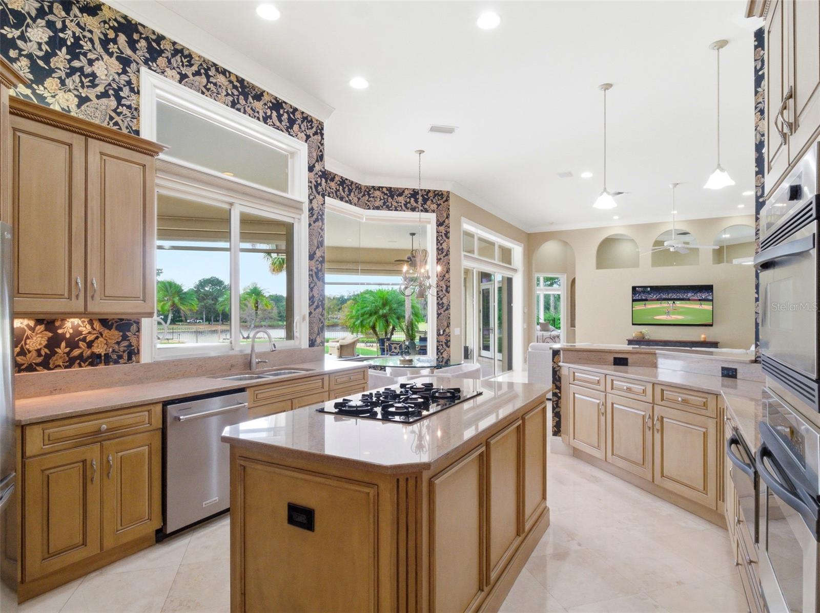 O6367350 Property Photo