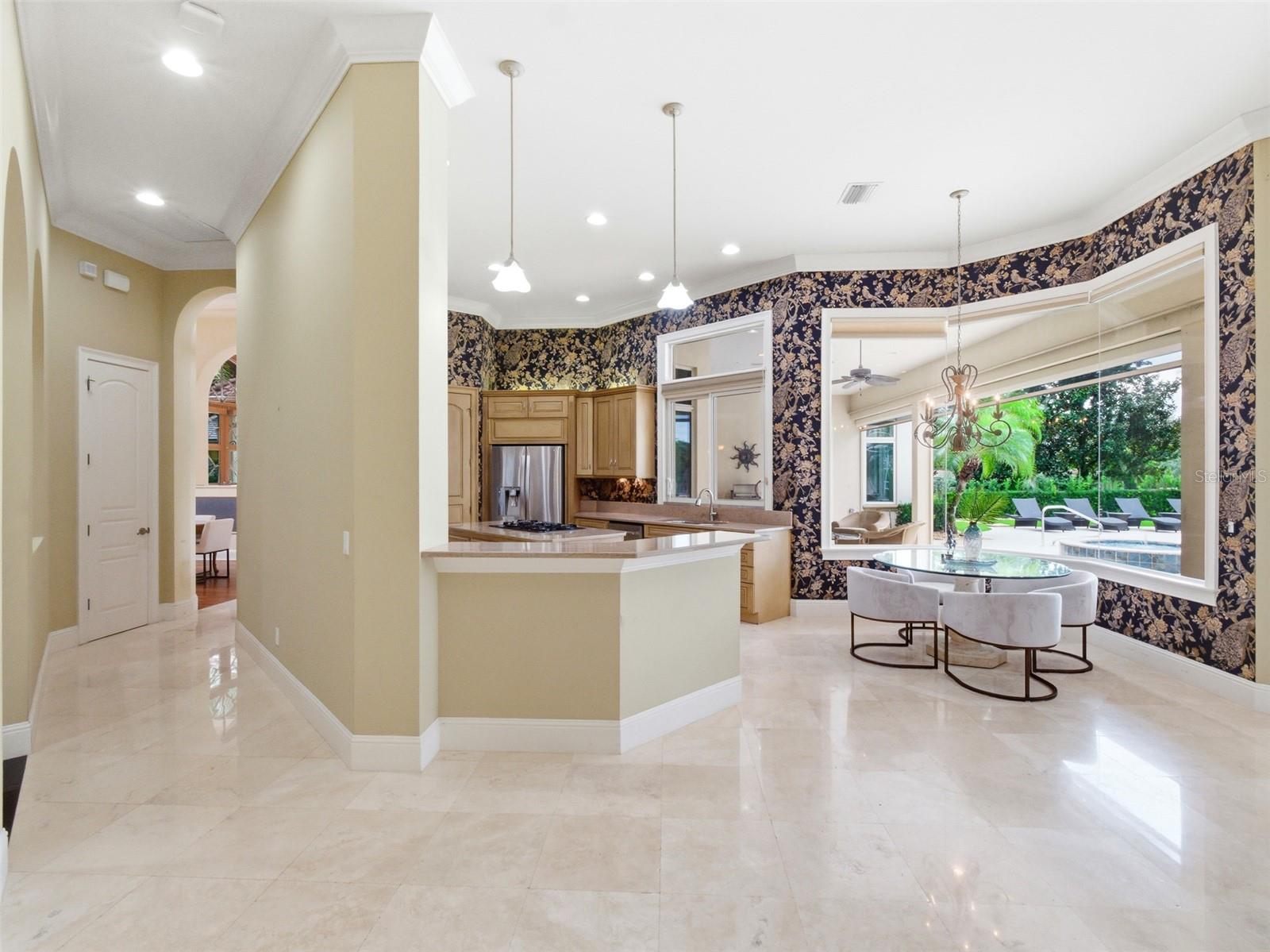 O6367350 Property Photo