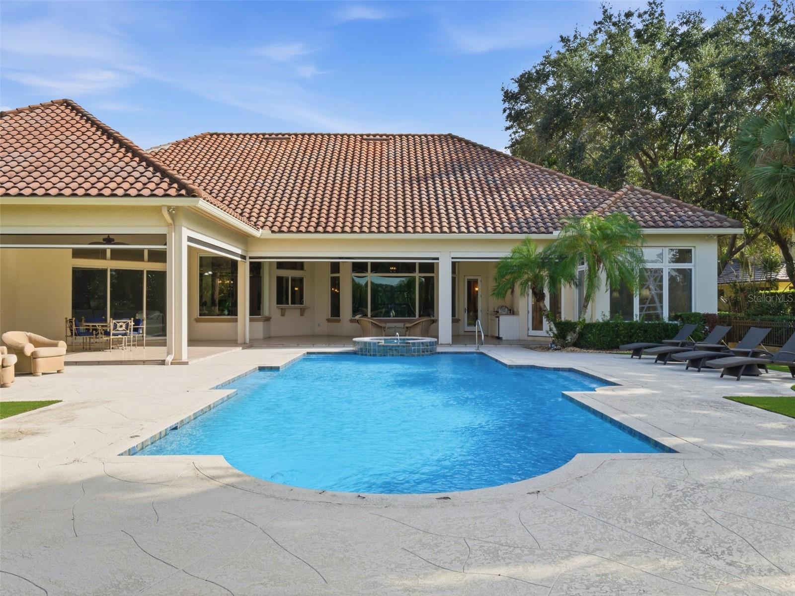 O6367350 Property Photo