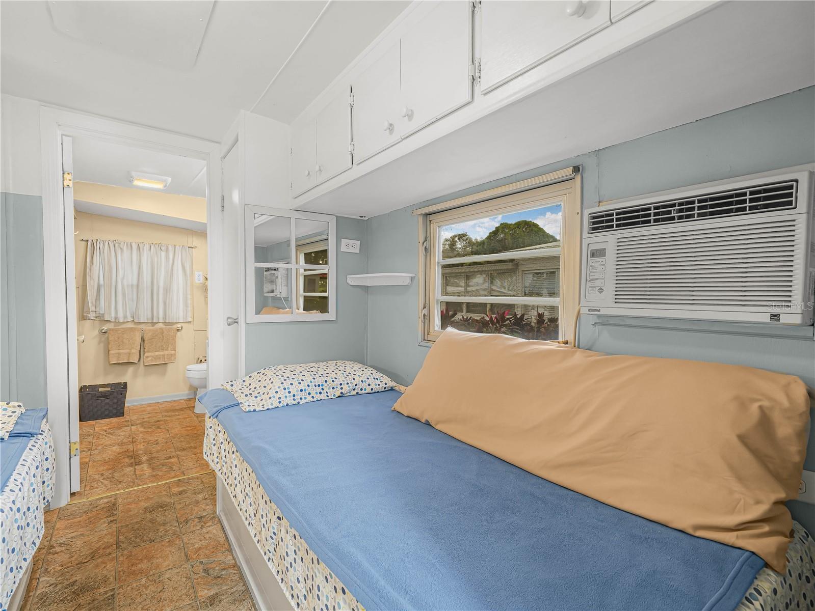 K4903172 Property Photo