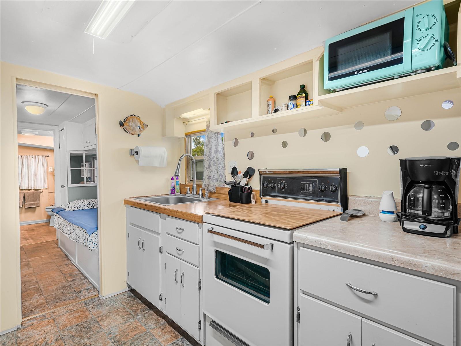 K4903172 Property Photo