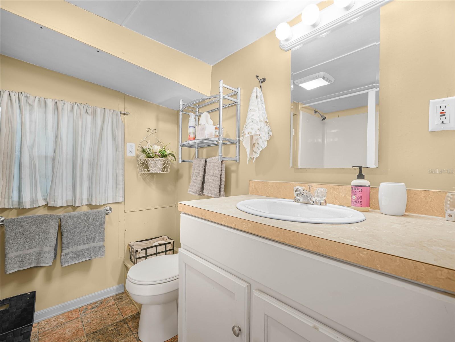 K4903172 Property Photo