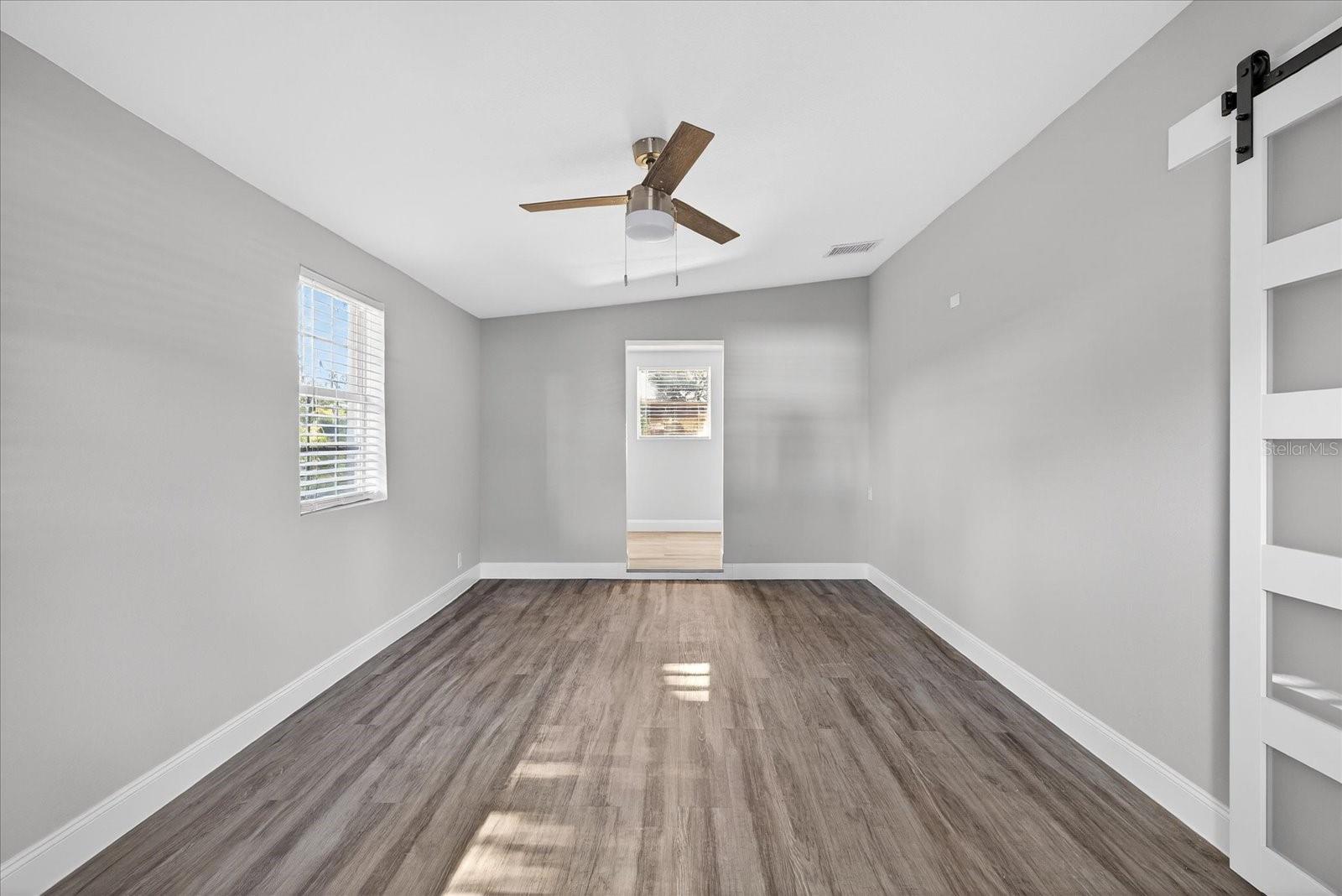 TB8456486 Property Photo