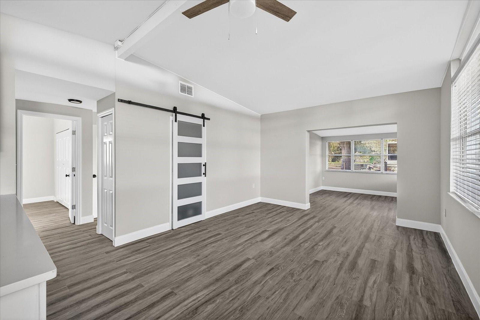 TB8456486 Property Photo