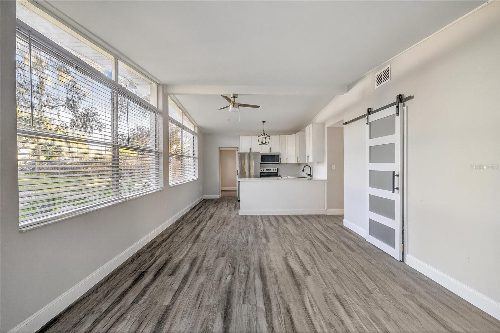 TB8456486 Property Photo