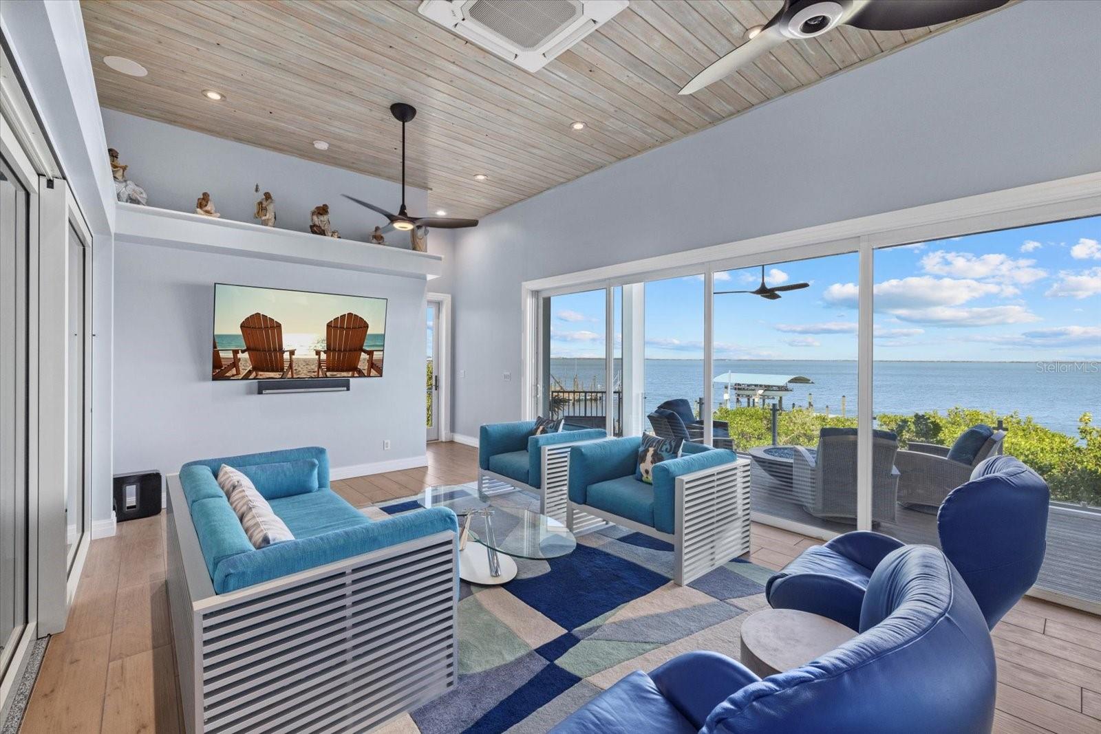 N6141937 Property Photo