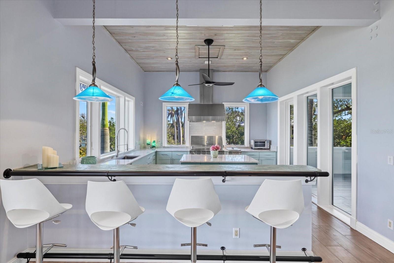 N6141937 Property Photo