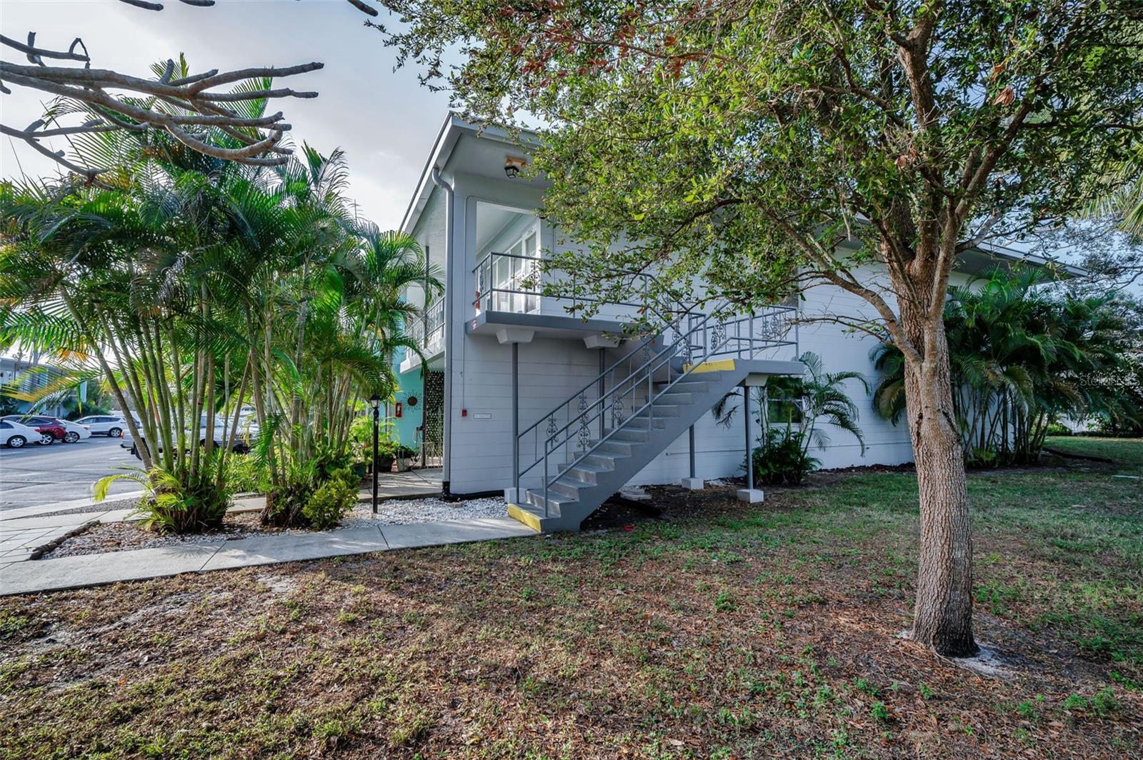 TB8456493 Property Photo