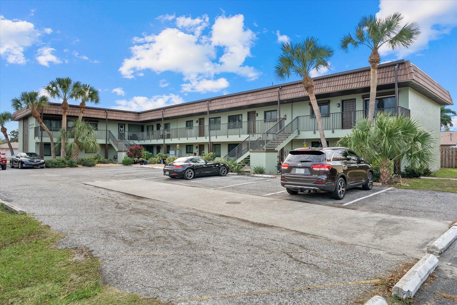 N6141938 Property Photo