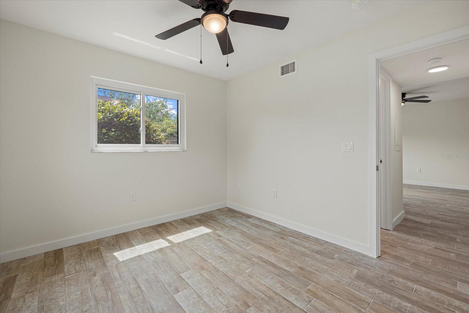 N6141938 Property Photo