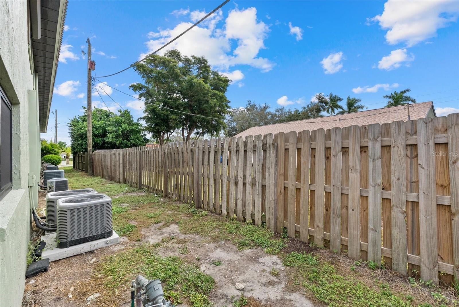 N6141938 Property Photo