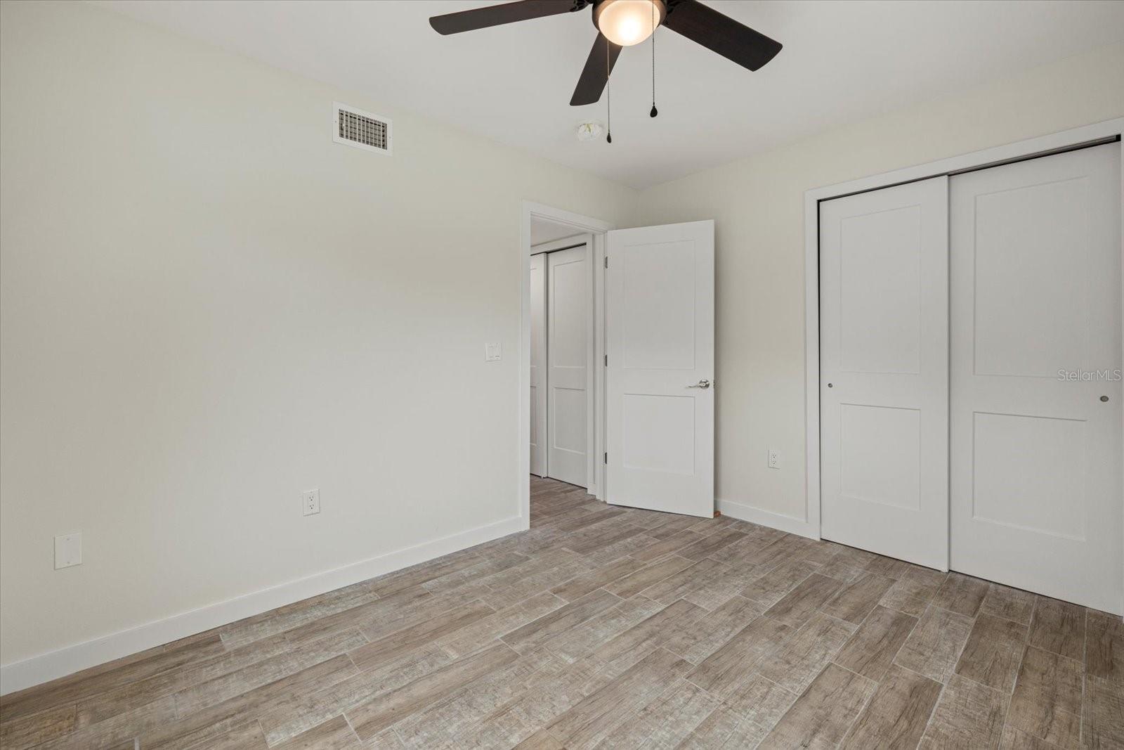 N6141938 Property Photo