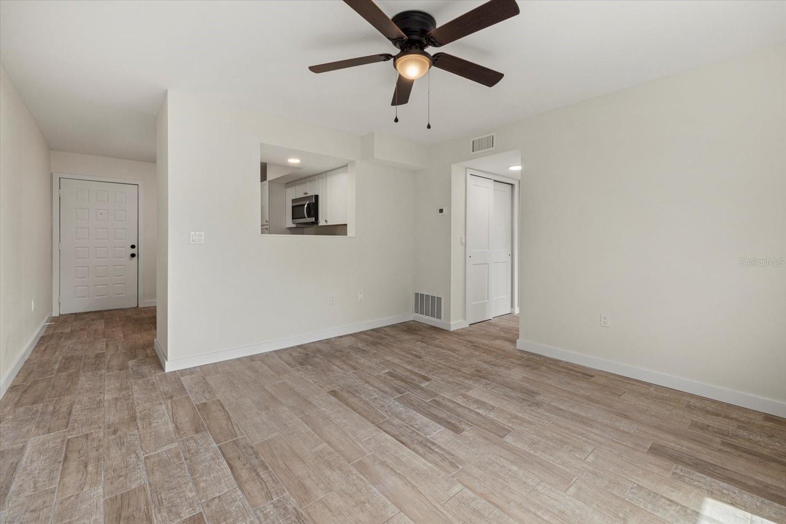 N6141938 Property Photo