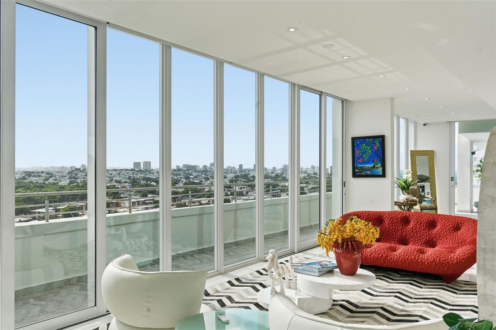 PR9117999 Property Photo