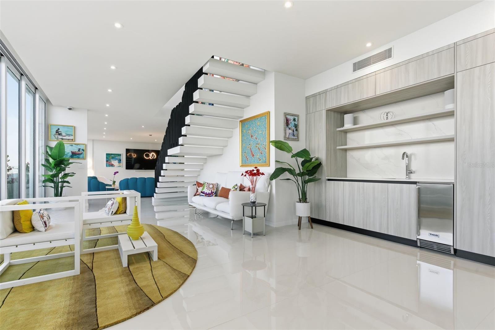 PR9117999 Property Photo