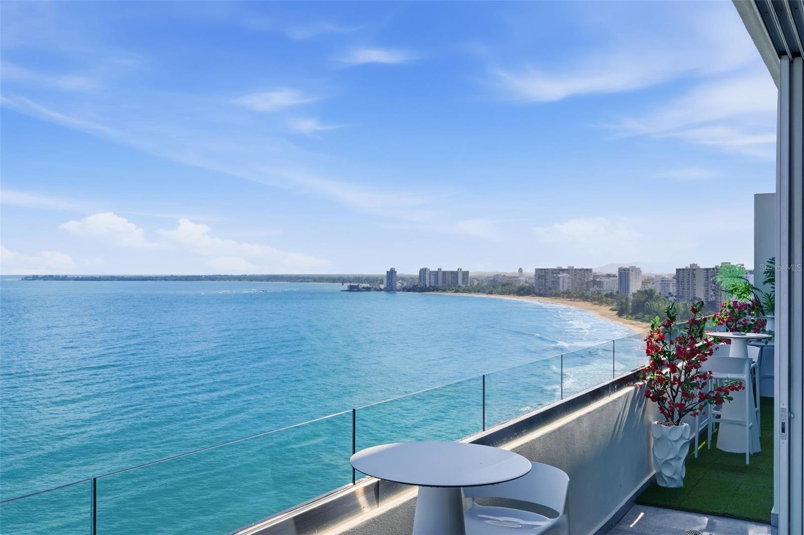 PR9117999 Property Photo