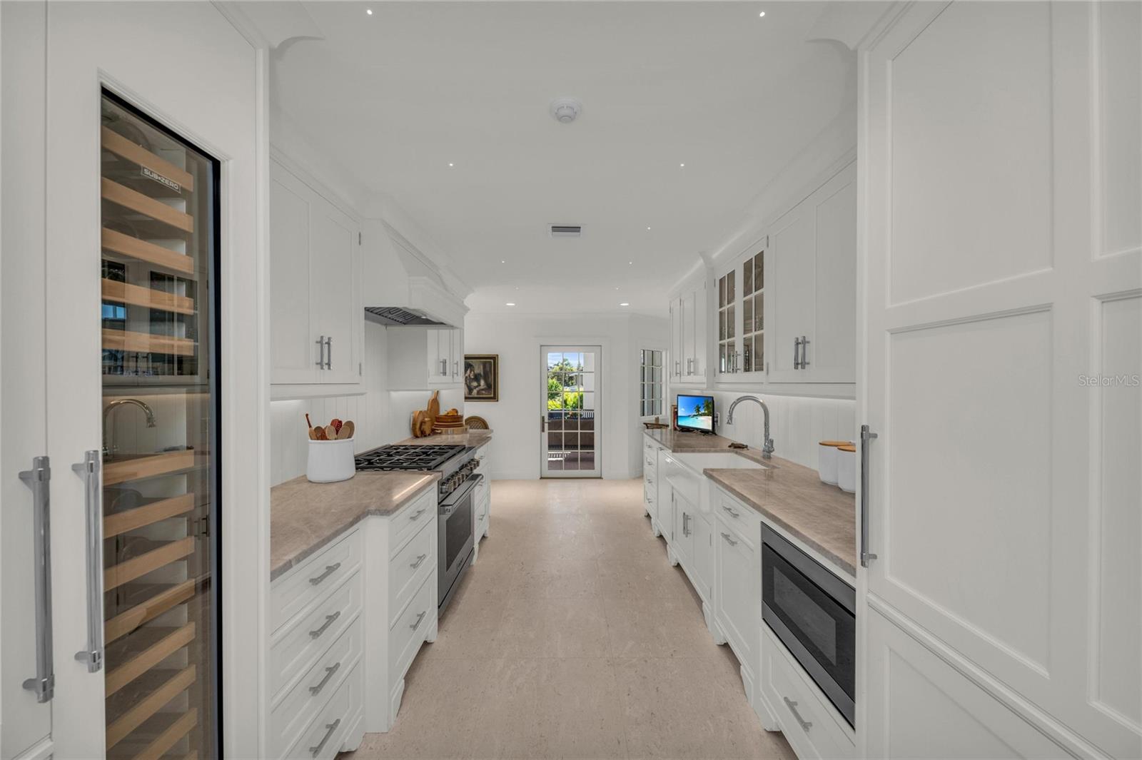 A4675348 Property Photo