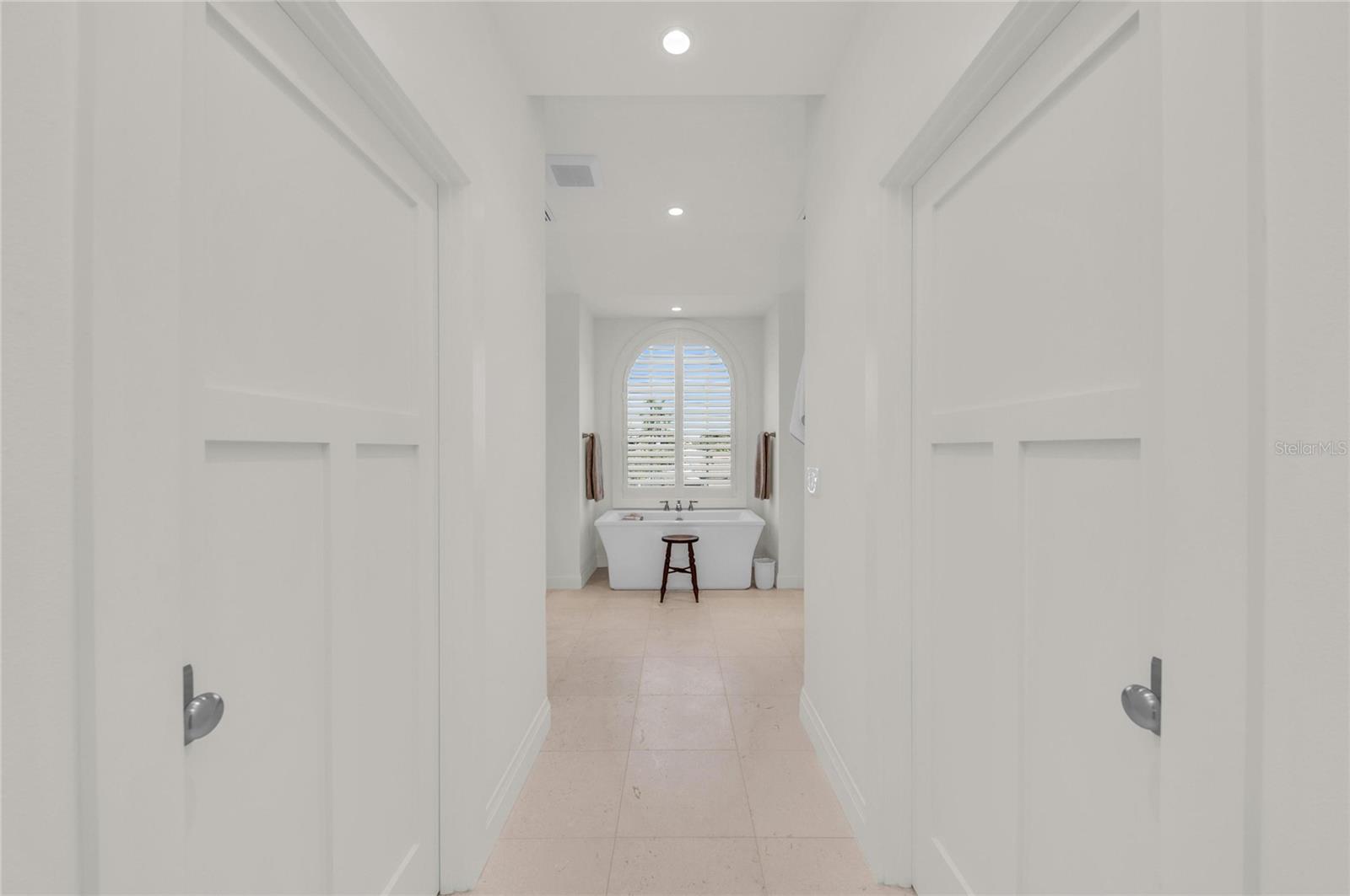 A4675348 Property Photo