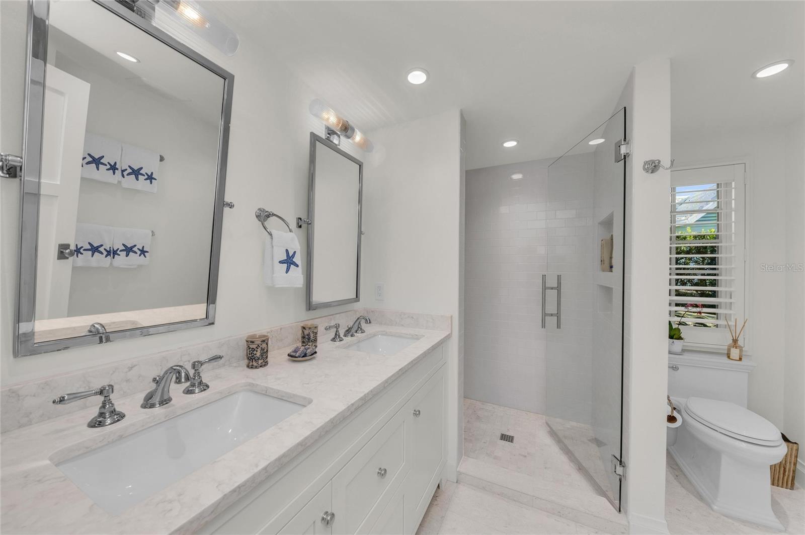 A4675348 Property Photo