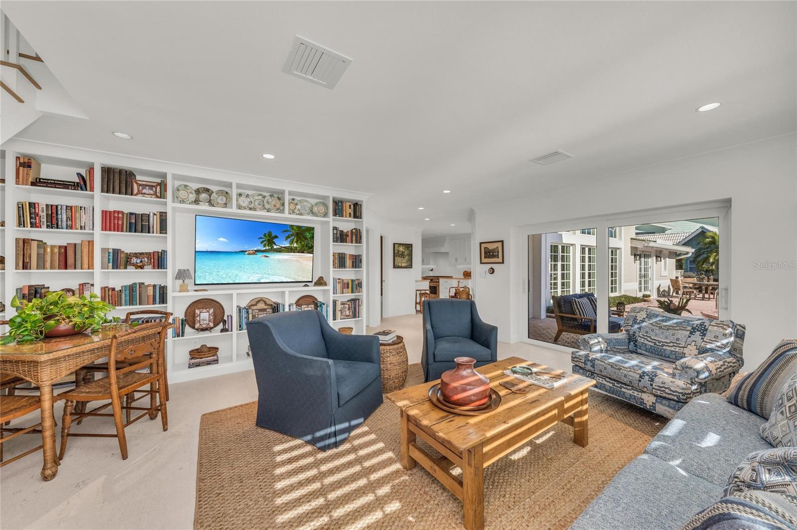 A4675348 Property Photo