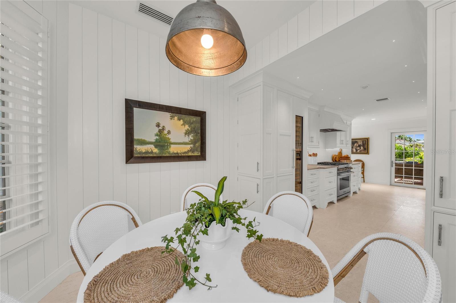 A4675348 Property Photo