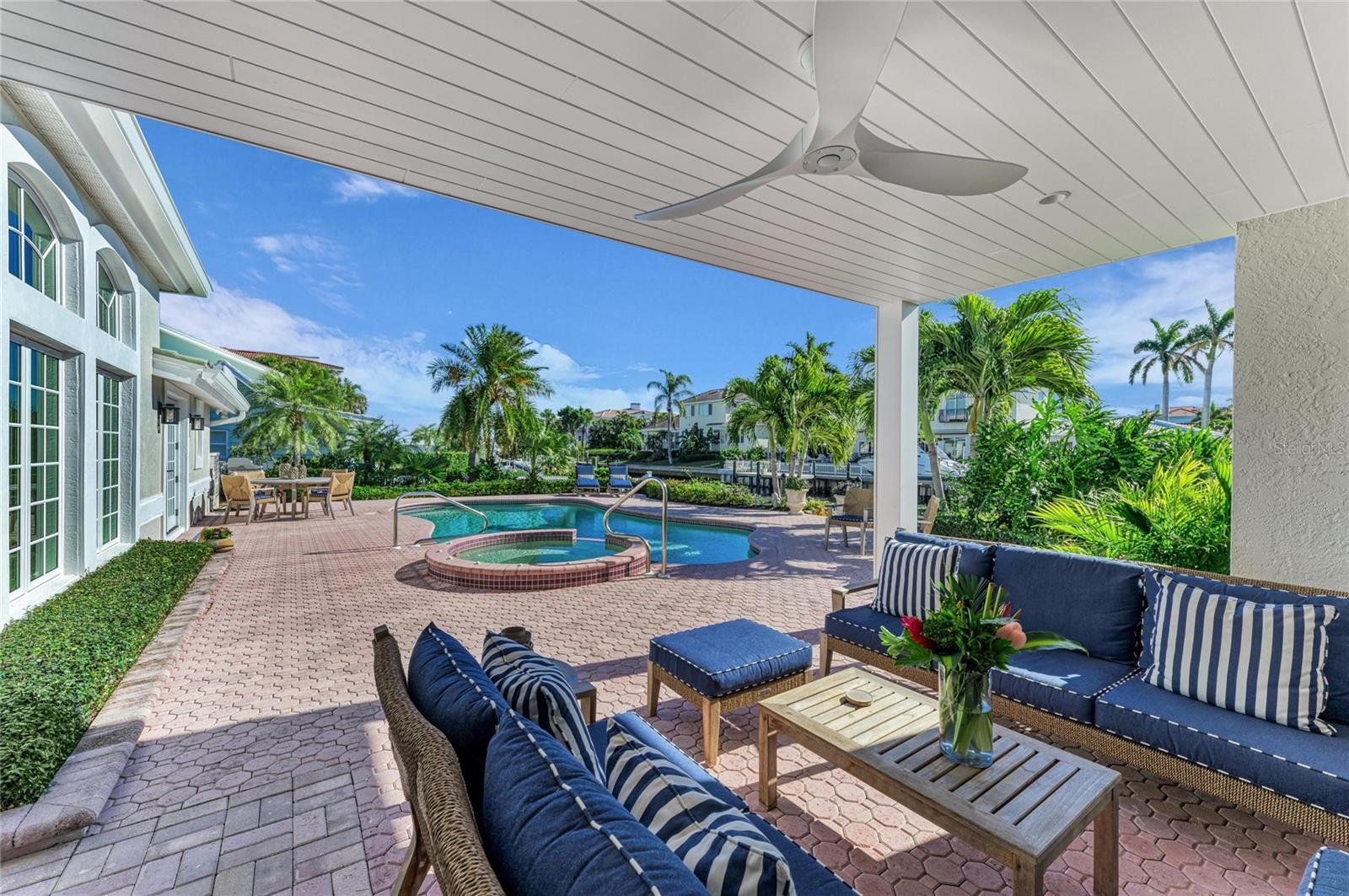 A4675348 Property Photo