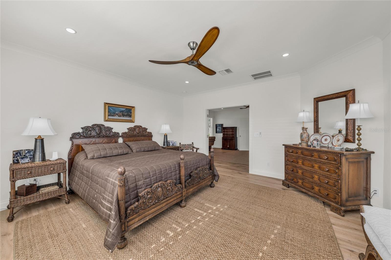 A4675348 Property Photo