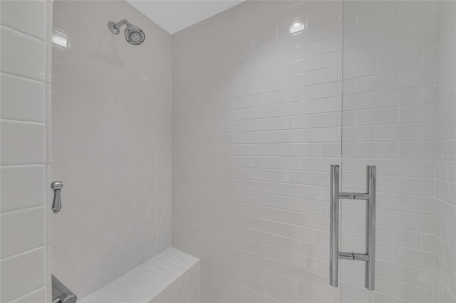 A4675348 Property Photo