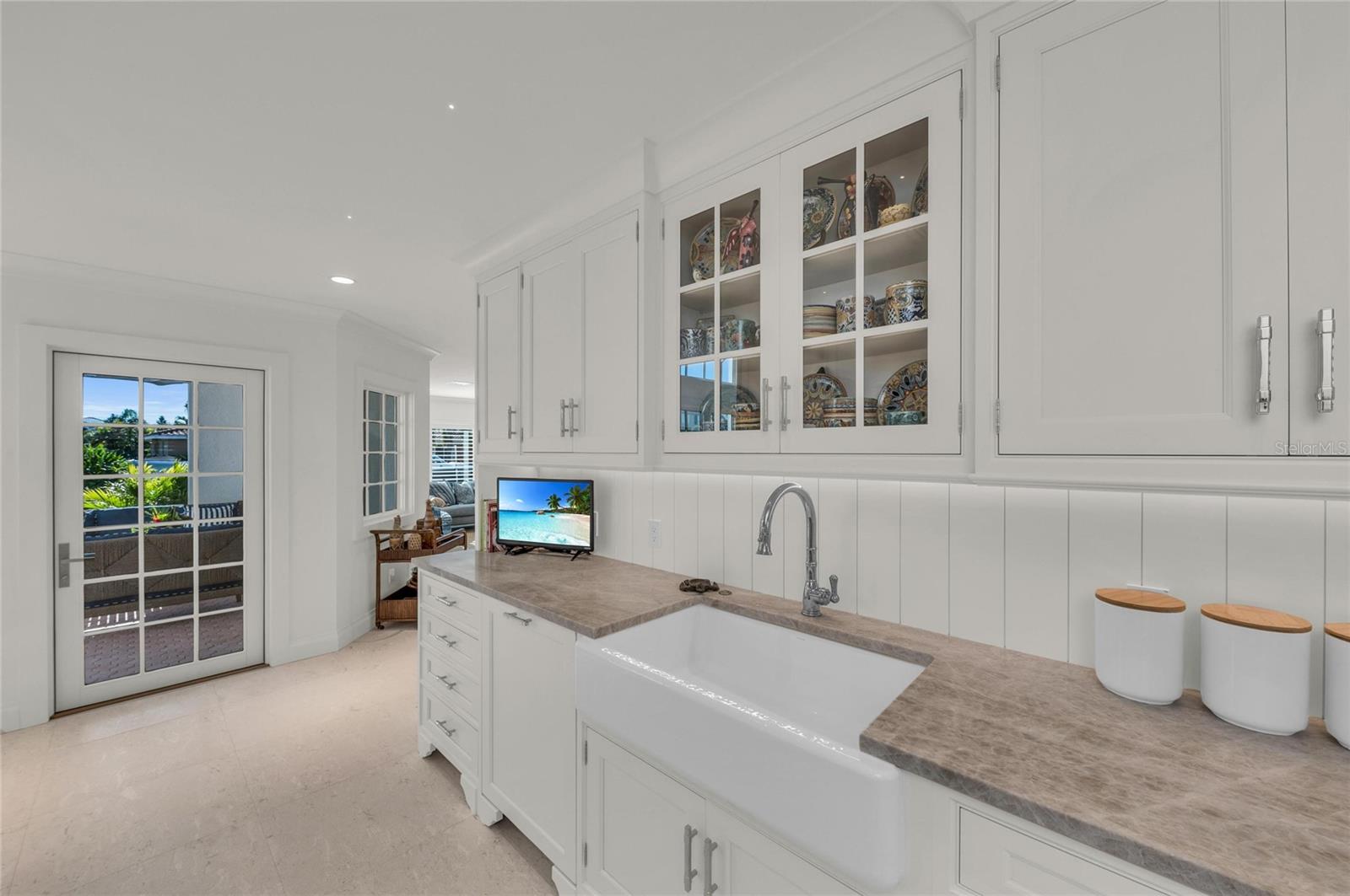 A4675348 Property Photo