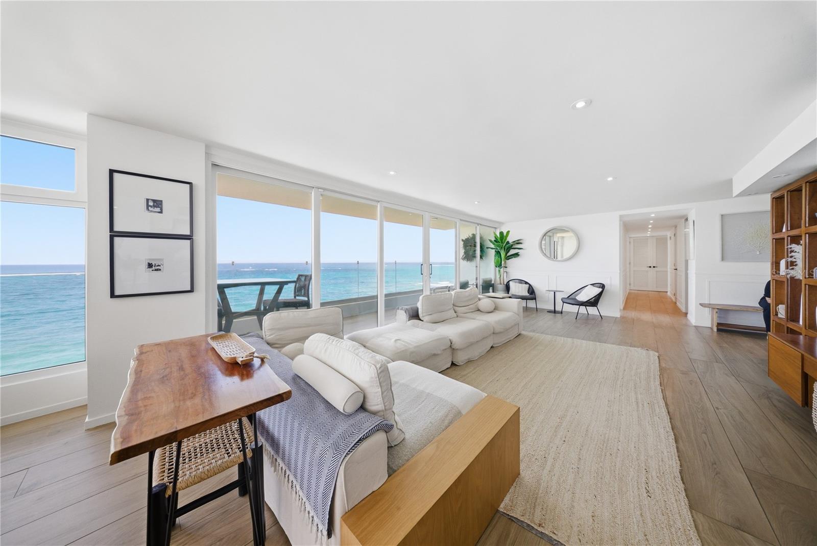 PR9118010 Property Photo