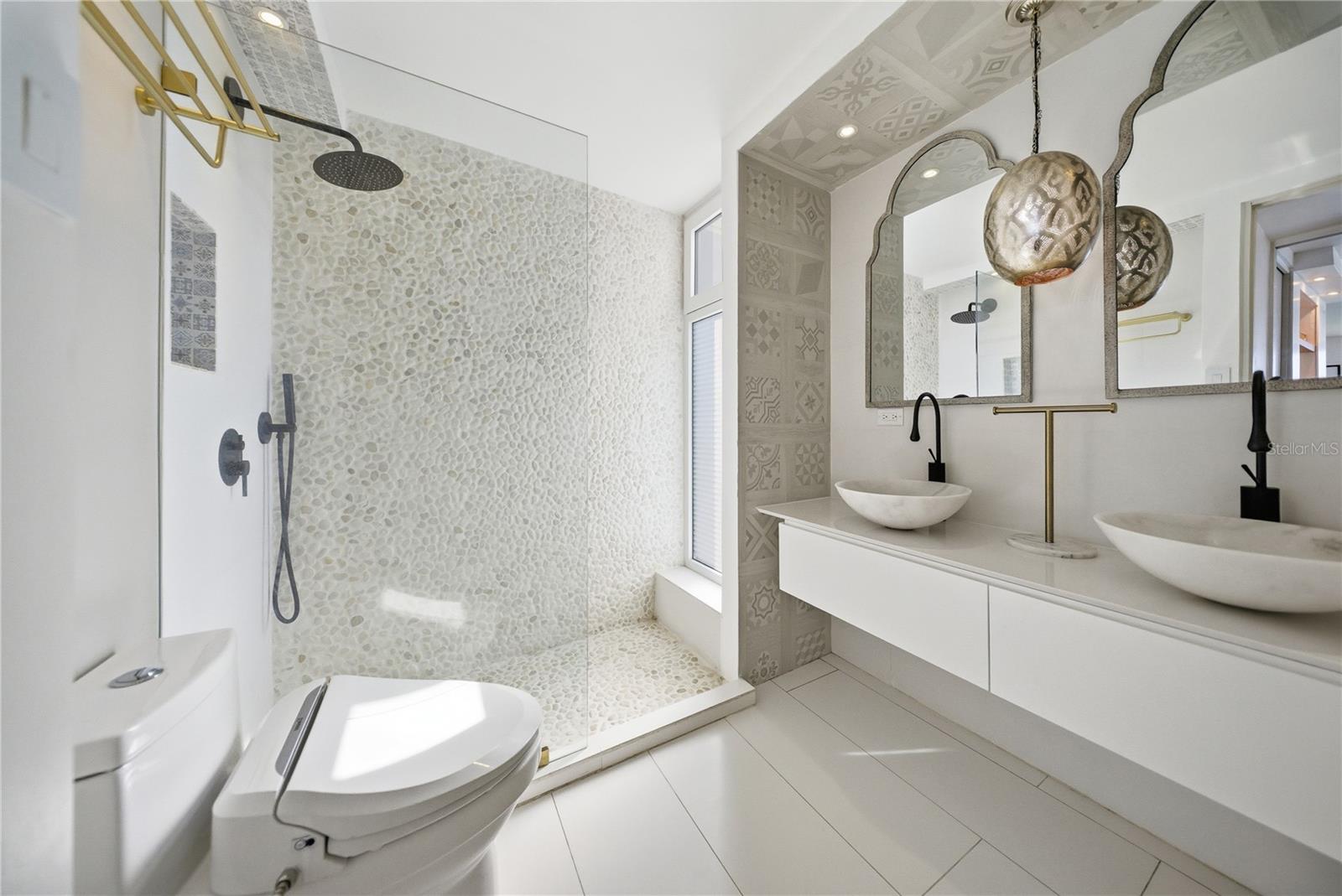 PR9118010 Property Photo